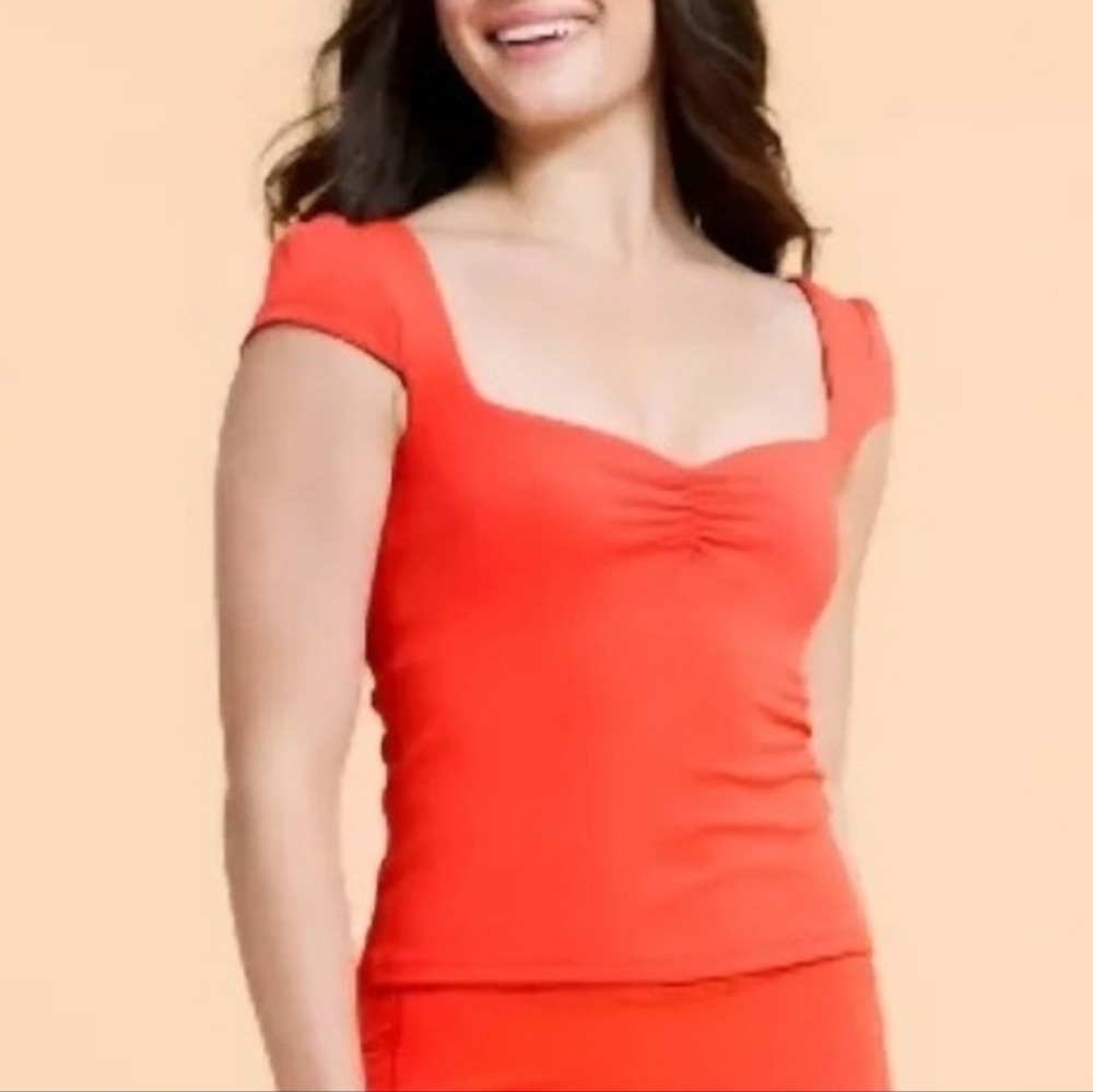 NWT Blogilates Sweetheart Baby Tee In Spicy Orange Size Small